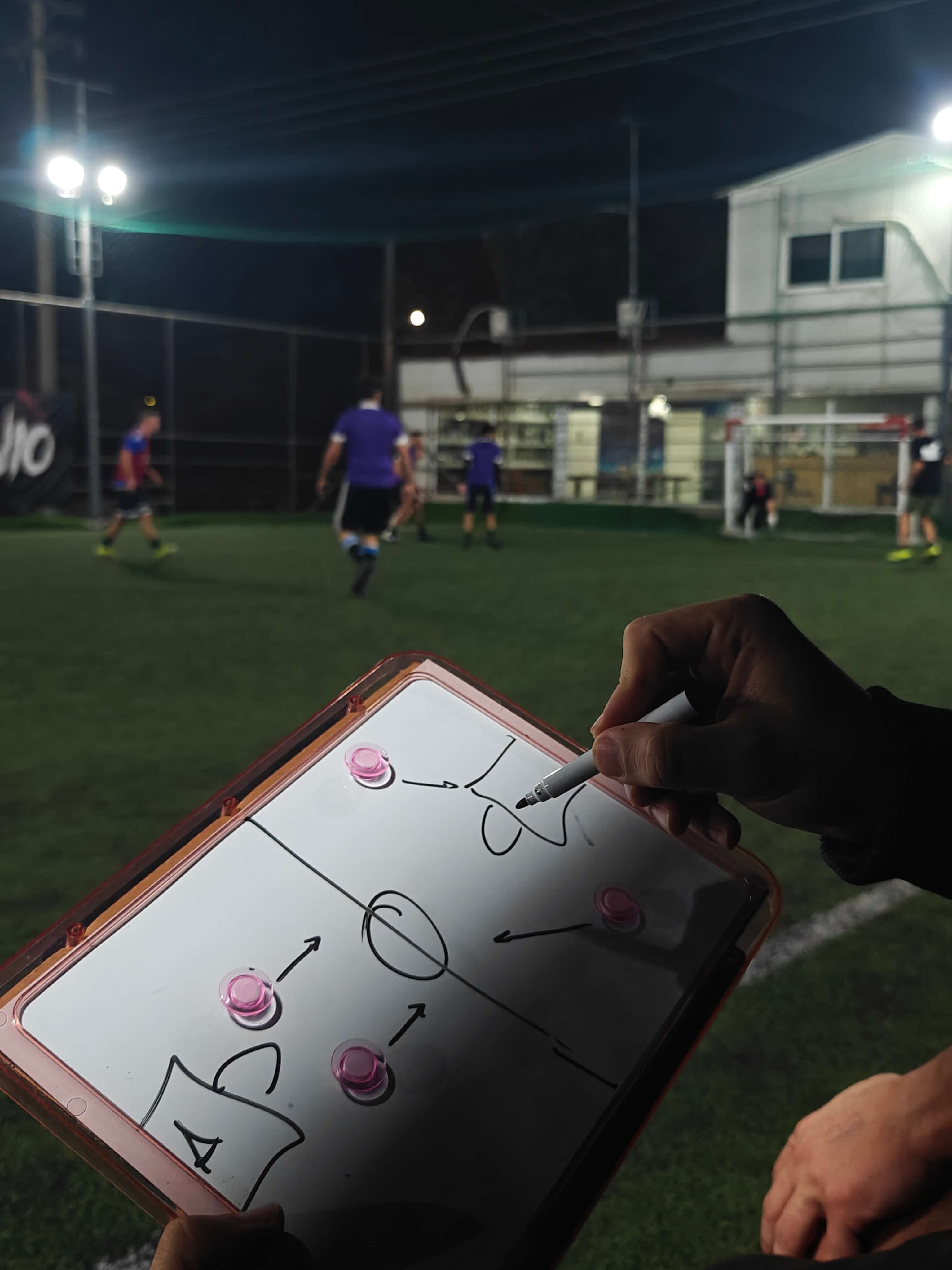 Τρελό ντέρμπι στο Minotavros: Η Χαζοβιόλα λύγισε την Μπαρτσελόνα στο 90’… του 5x5